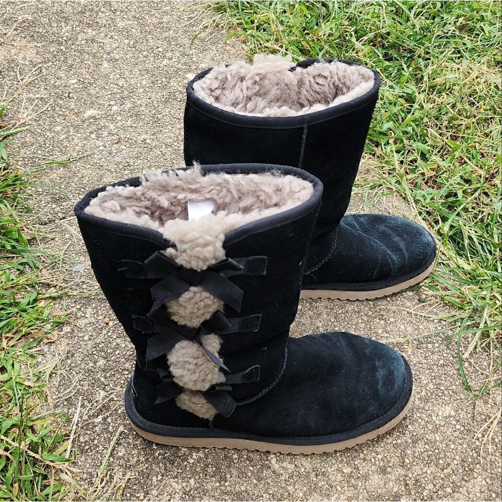 WOMEN'S - KOOLABURRA BY UGG  BOOTS - Womens Boots - SIZE 7